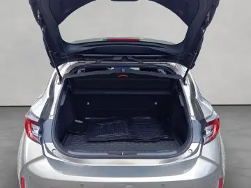 TOYOTA Corolla 2.0 Hybrid Team Deutschland