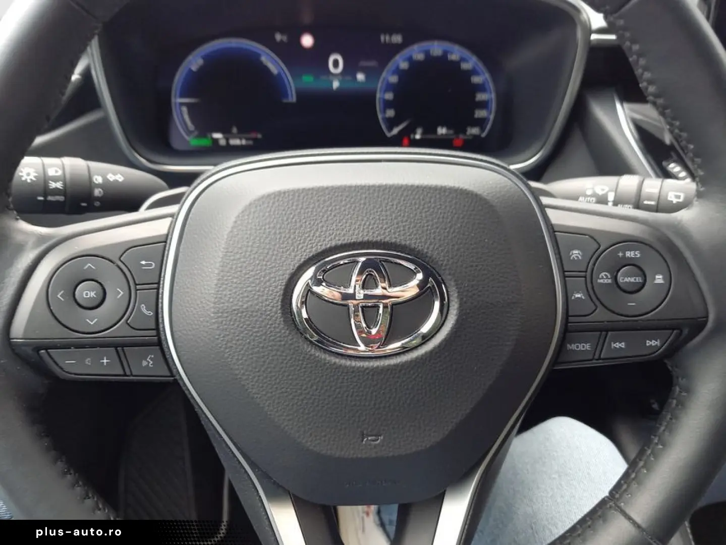 TOYOTA Corolla 2.0 Hybrid Team Deutschland