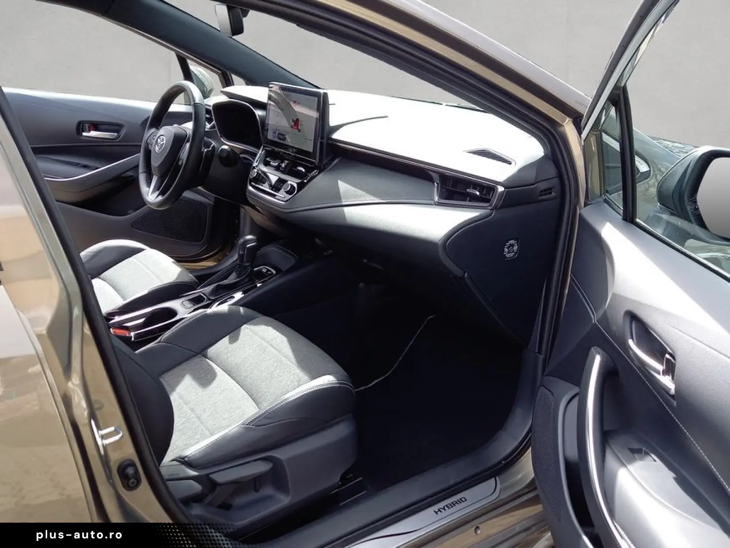 TOYOTA Corolla 2.0 Hybrid Team Deutschland