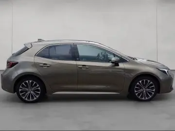 TOYOTA Corolla 2.0 Hybrid Team Deutschland