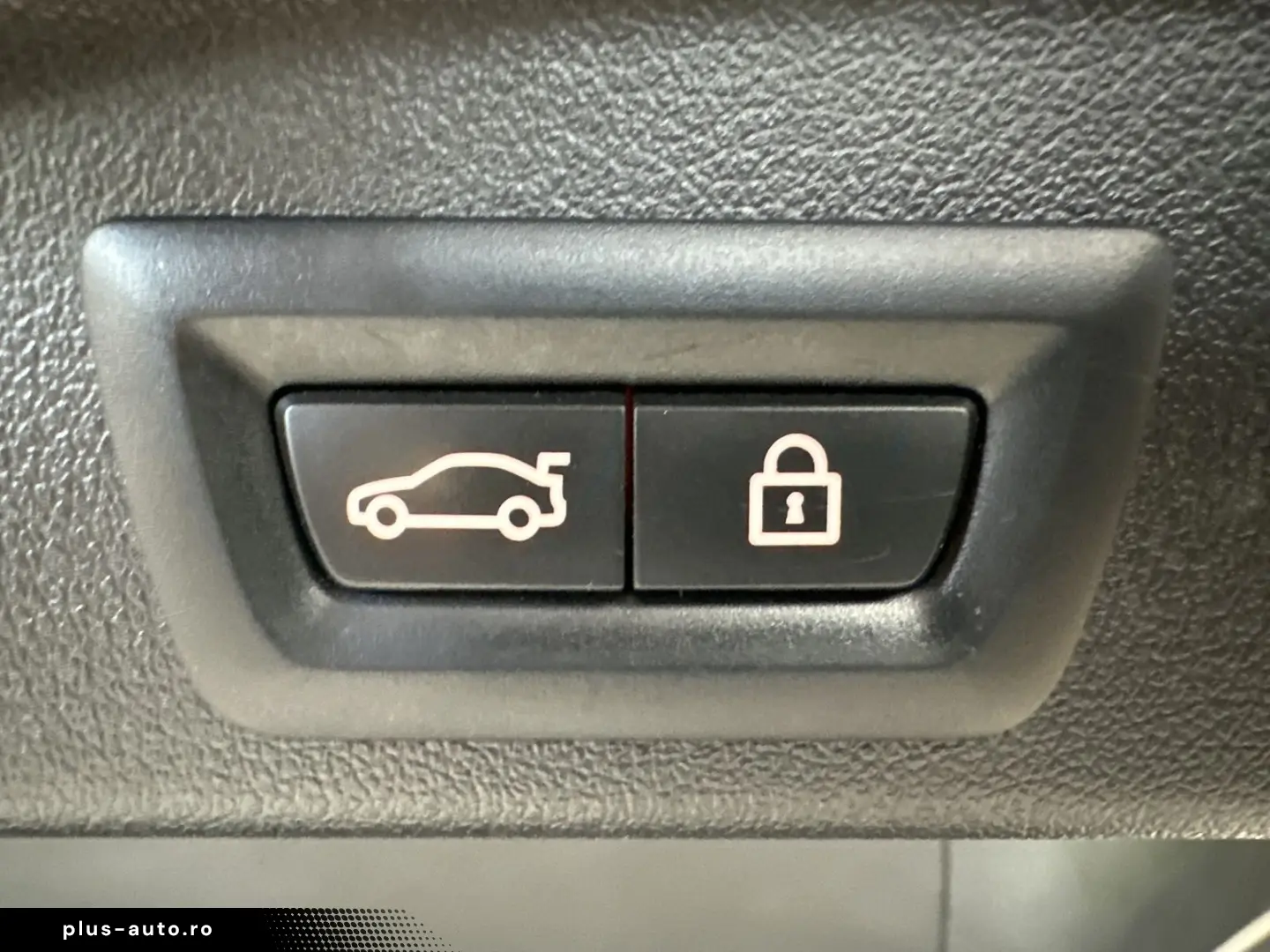 BMW X5 xDrive40d M-Sport NAV LASER PANO AHK H&K 22ZO