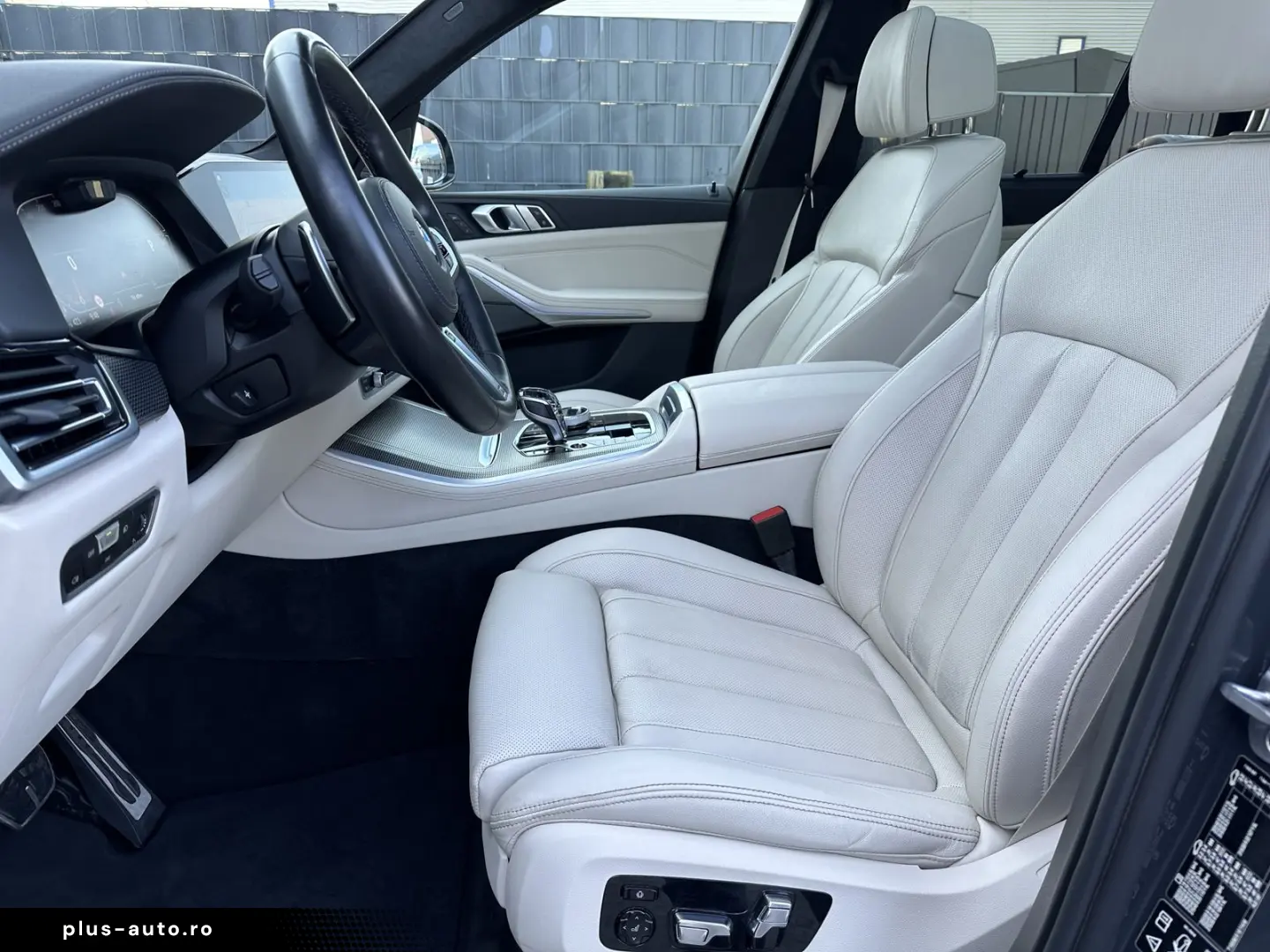 BMW X5 xDrive40d M-Sport NAV LASER PANO AHK H&K 22ZO