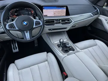 BMW X5 xDrive40d M-Sport NAV LASER PANO AHK H&K 22ZO