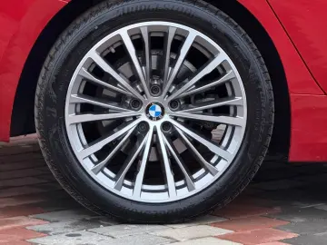 BMW Seria 3 320d Aut. xDrive Luxury Line