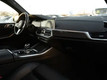 BMW X5 xDrive 40d M-Sport PANO AHK HUD 360  LASER