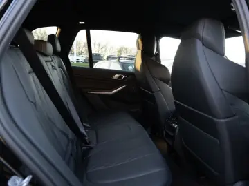 BMW X5 xDrive 40d M-Sport PANO AHK HUD 360  LASER