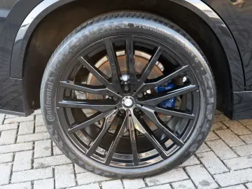 BMW X5 xDrive 40d M-Sport PANO AHK HUD 360  LASER