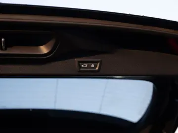 BMW X5 xDrive 40d M-Sport PANO AHK HUD 360  LASER