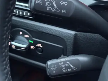 Volkswagen Touareg 3.0 V6 TDI SCR