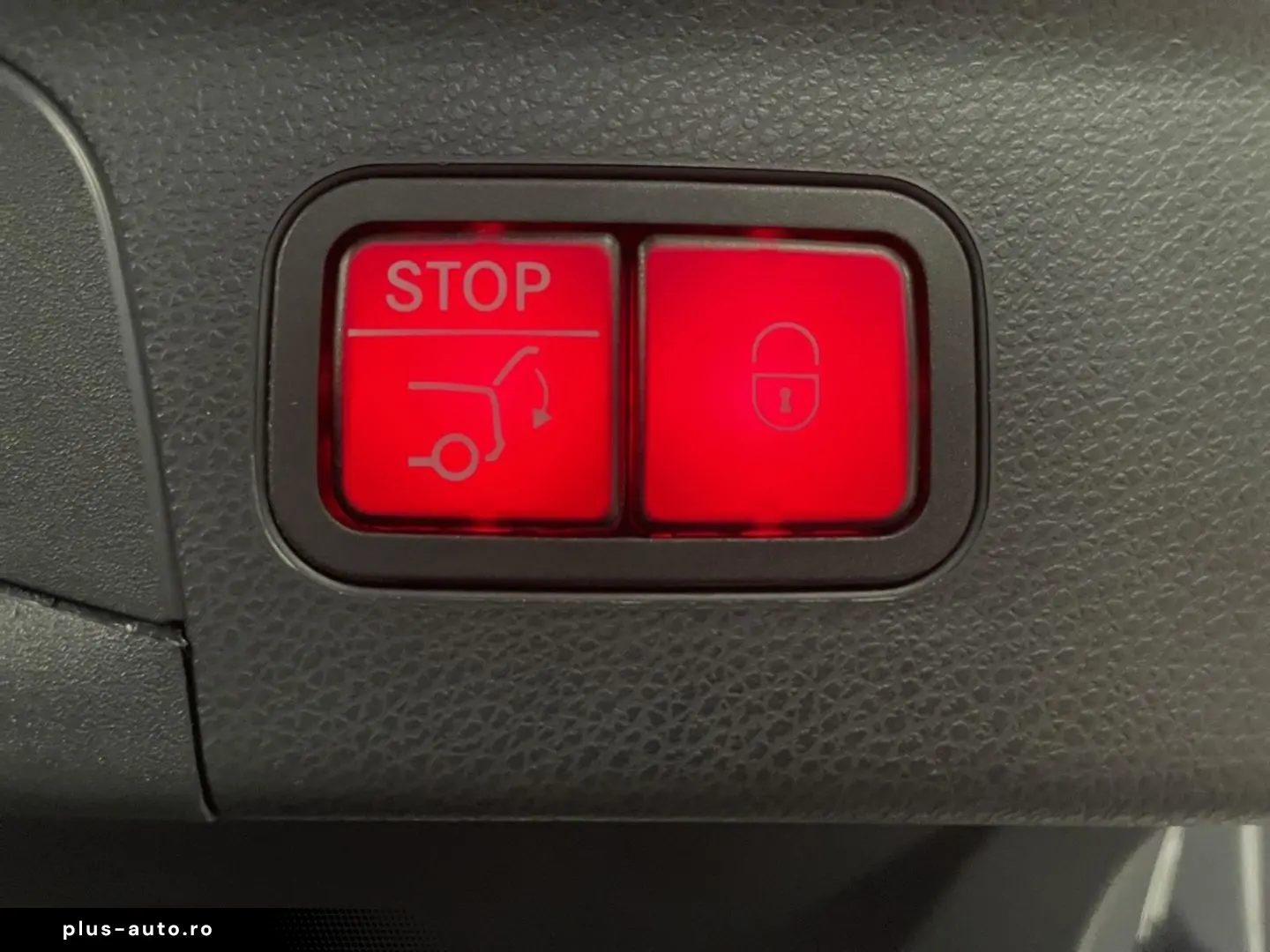 MERCEDES-BENZ GLC 200 4MATIC Coupe AMG Night AHK Distronic