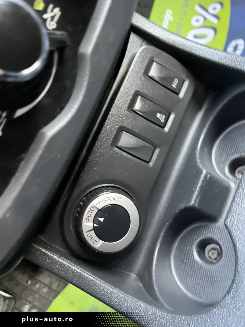 DACIA DUSTER 2014 4X4