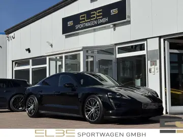 PORSCHE Taycan INNODRIVE BOSE PANO 20ZOLL LUFTFEDERUNG