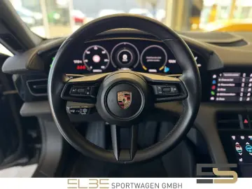 PORSCHE Taycan INNODRIVE BOSE PANO 20ZOLL LUFTFEDERUNG