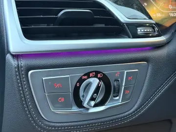 BMW Seria 7 730Ld xDrive MHEV