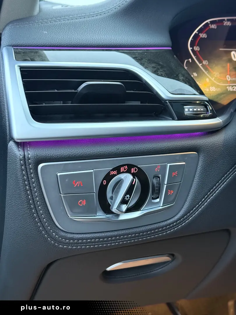 BMW Seria 7 730Ld xDrive MHEV