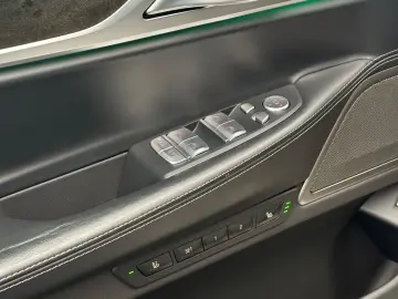 BMW Seria 7 730Ld xDrive MHEV