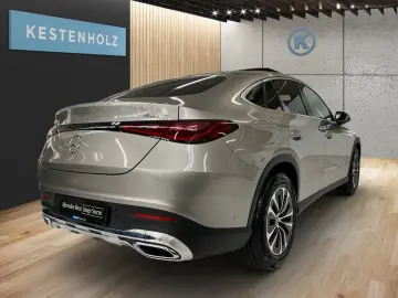 MERCEDES-BENZ GLC 200 4M Coupé  AVANTGARDE AHK MEMO PANO 360