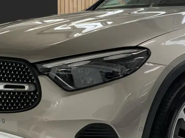 MERCEDES-BENZ GLC 200 4M Coupé  AVANTGARDE AHK MEMO PANO 360