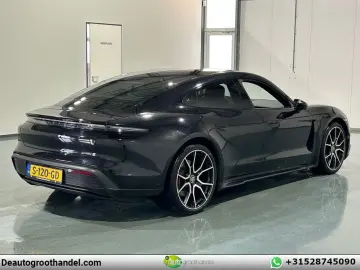 PORSCHE Taycan Performance Plus 93 kWh voll-ausstattung