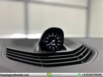 PORSCHE Taycan Performance Plus 93 kWh voll-ausstattung