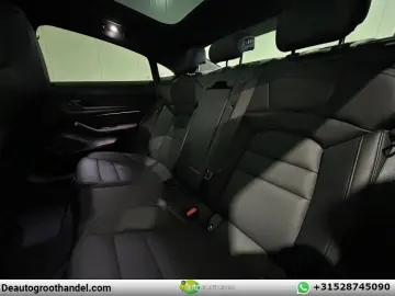 PORSCHE Taycan Performance Plus 93 kWh voll-ausstattung