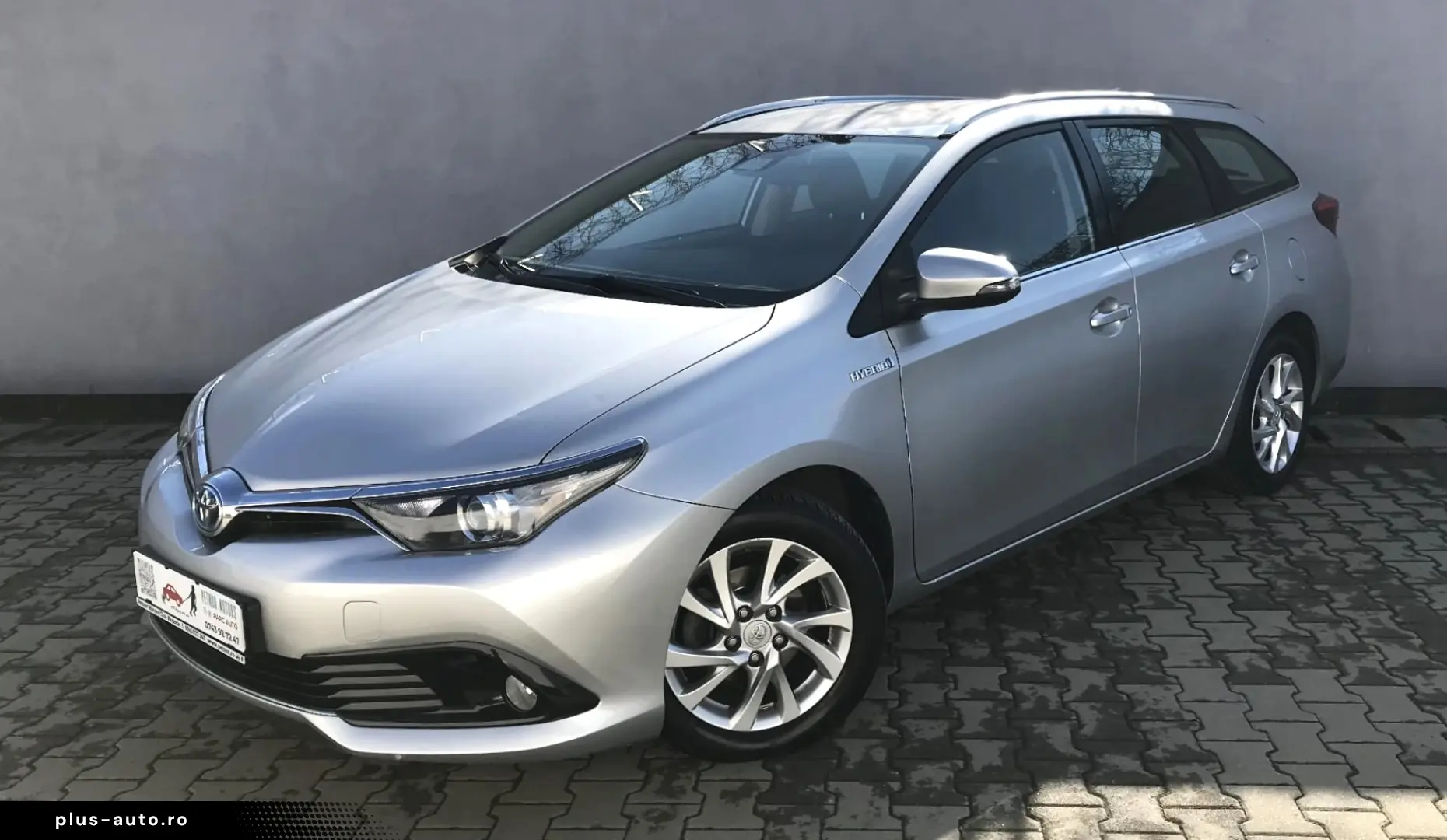 TOYOTA AURIS Touring Sports Business