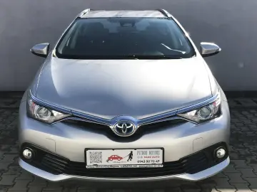 TOYOTA AURIS Touring Sports Business