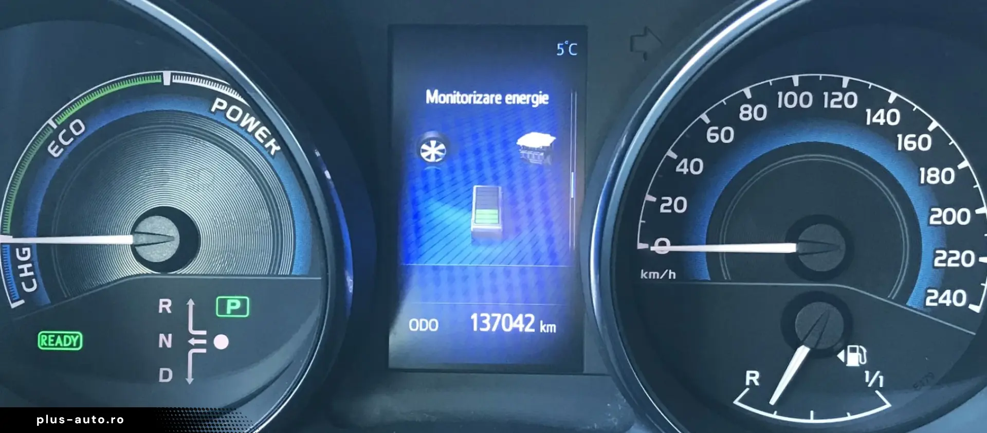 TOYOTA AURIS Touring Sports Business