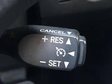 TOYOTA AURIS Touring Sports Business