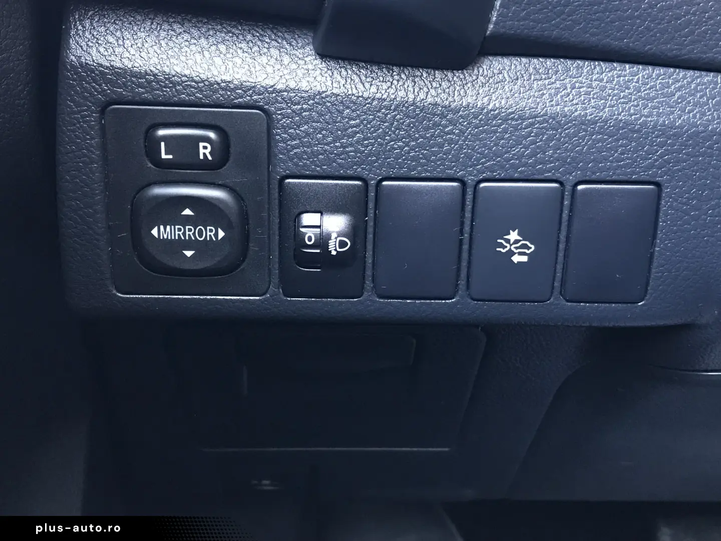 TOYOTA AURIS Touring Sports Business