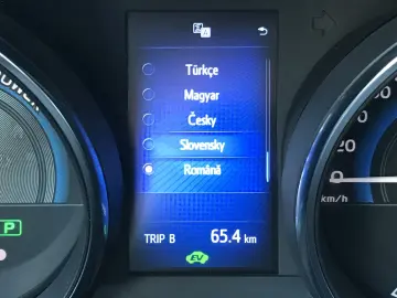 TOYOTA AURIS Touring Sports Business