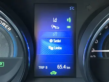 TOYOTA AURIS Touring Sports Business