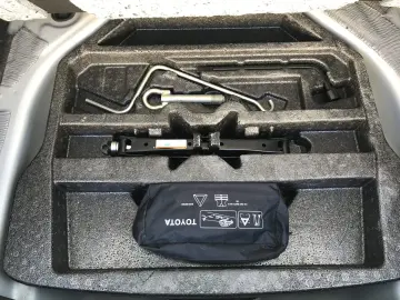 TOYOTA AURIS Touring Sports Business