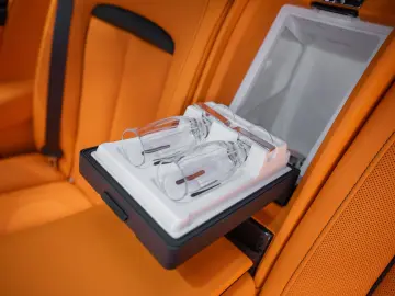 Rolls-Royce Cullinan Series II Black Badge 2026