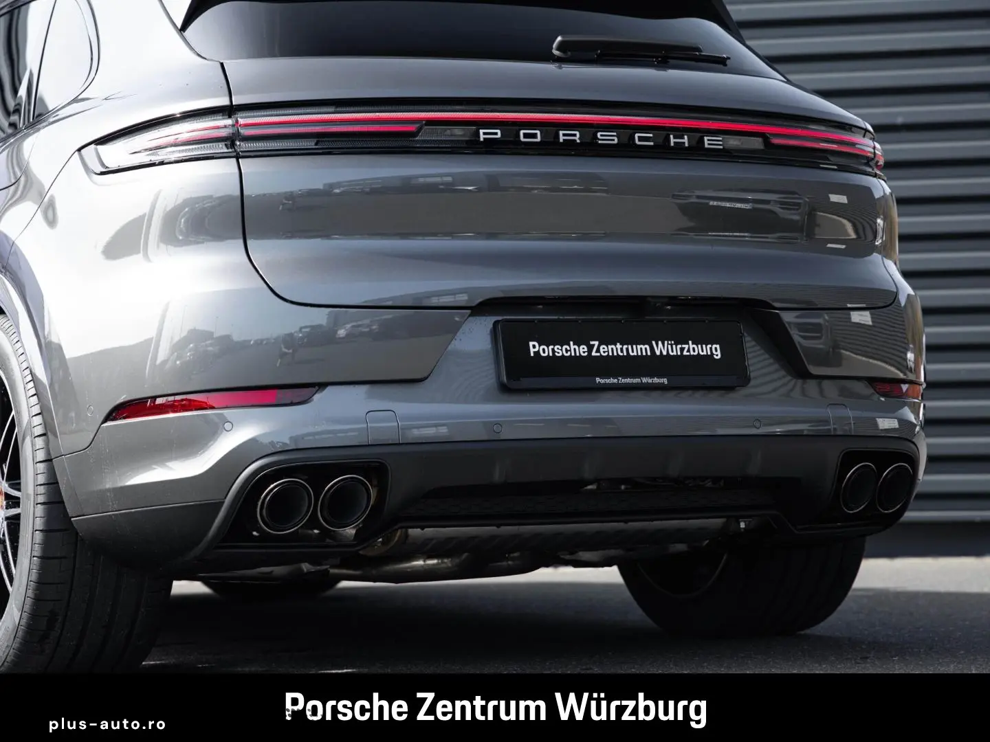 PORSCHE Cayenne E-Hybrid Sportabgas HD-Matrix PASM BOSE