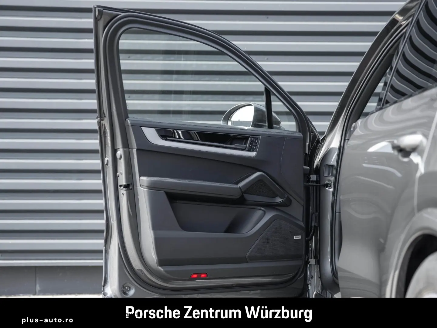 PORSCHE Cayenne E-Hybrid Sportabgas HD-Matrix PASM BOSE