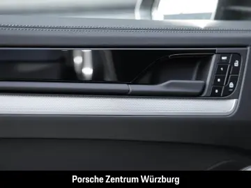 PORSCHE Cayenne E-Hybrid Sportabgas HD-Matrix PASM BOSE