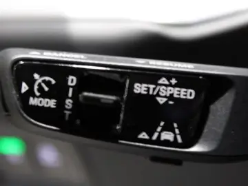 PORSCHE Cayenne Coupe E-Hybrid