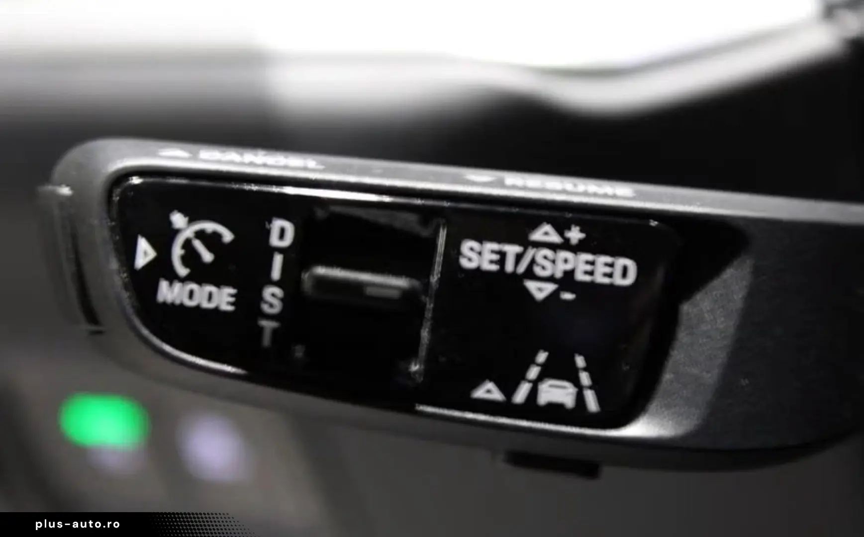 PORSCHE Cayenne Coupe E-Hybrid