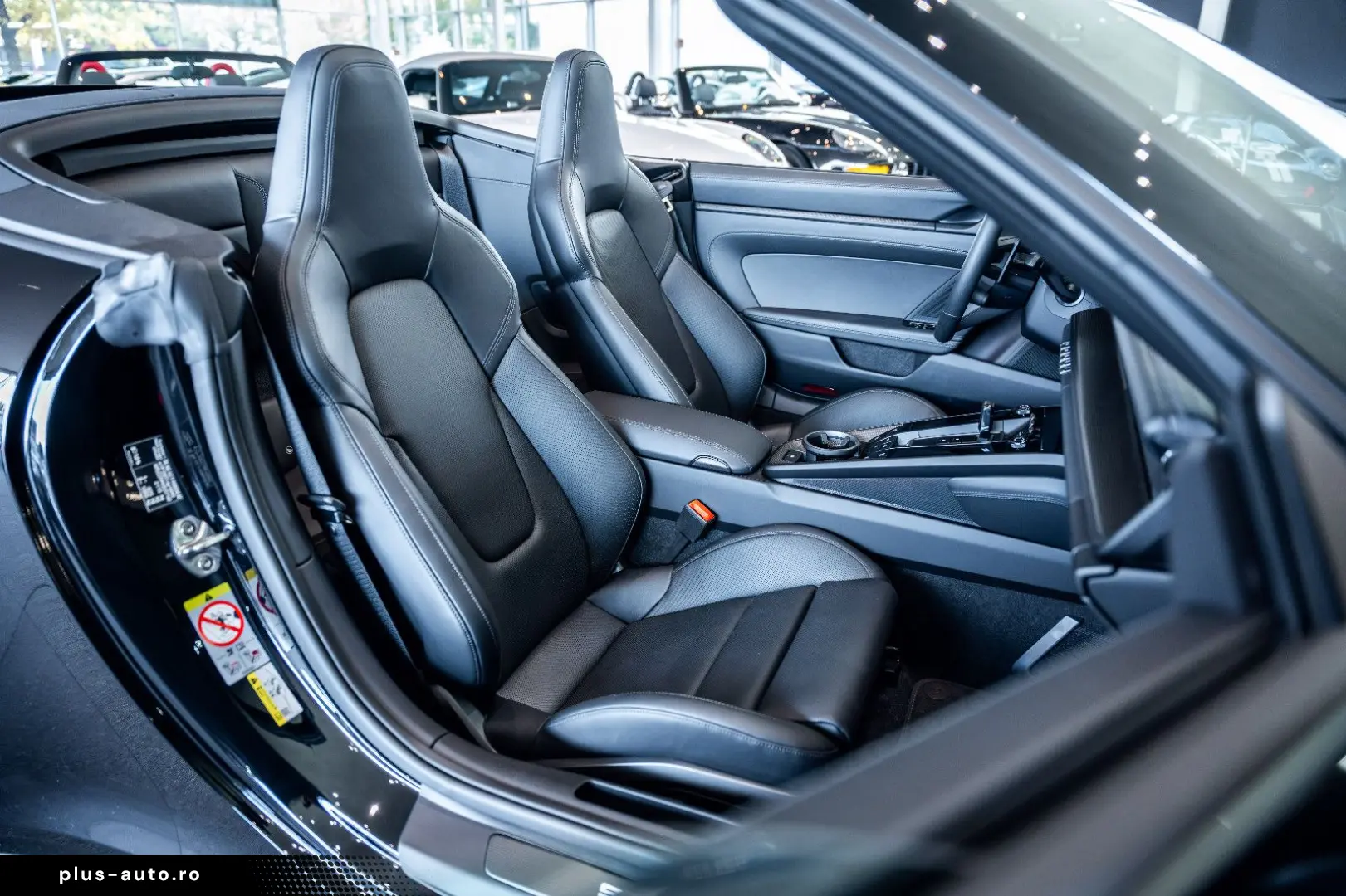 PORSCHE 911 Carrera 4 GTS Cabriolet VAT Lift Bose