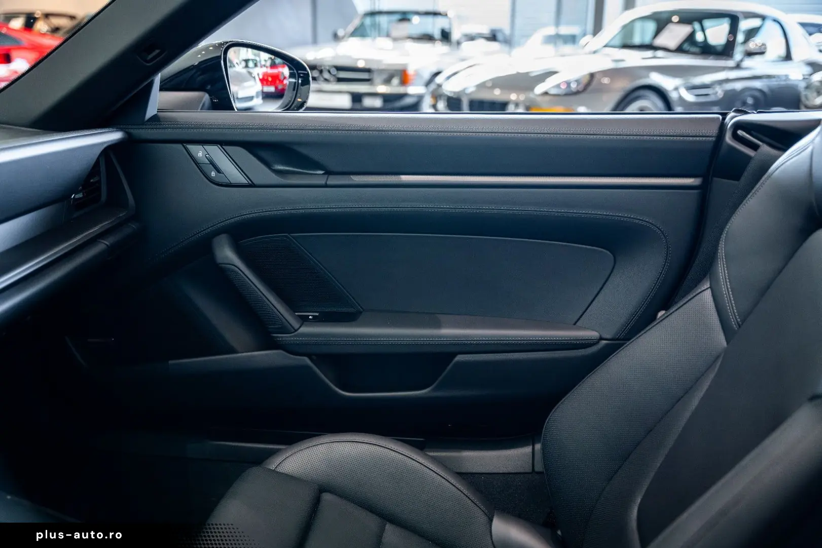 PORSCHE 911 Carrera 4 GTS Cabriolet VAT Lift Bose