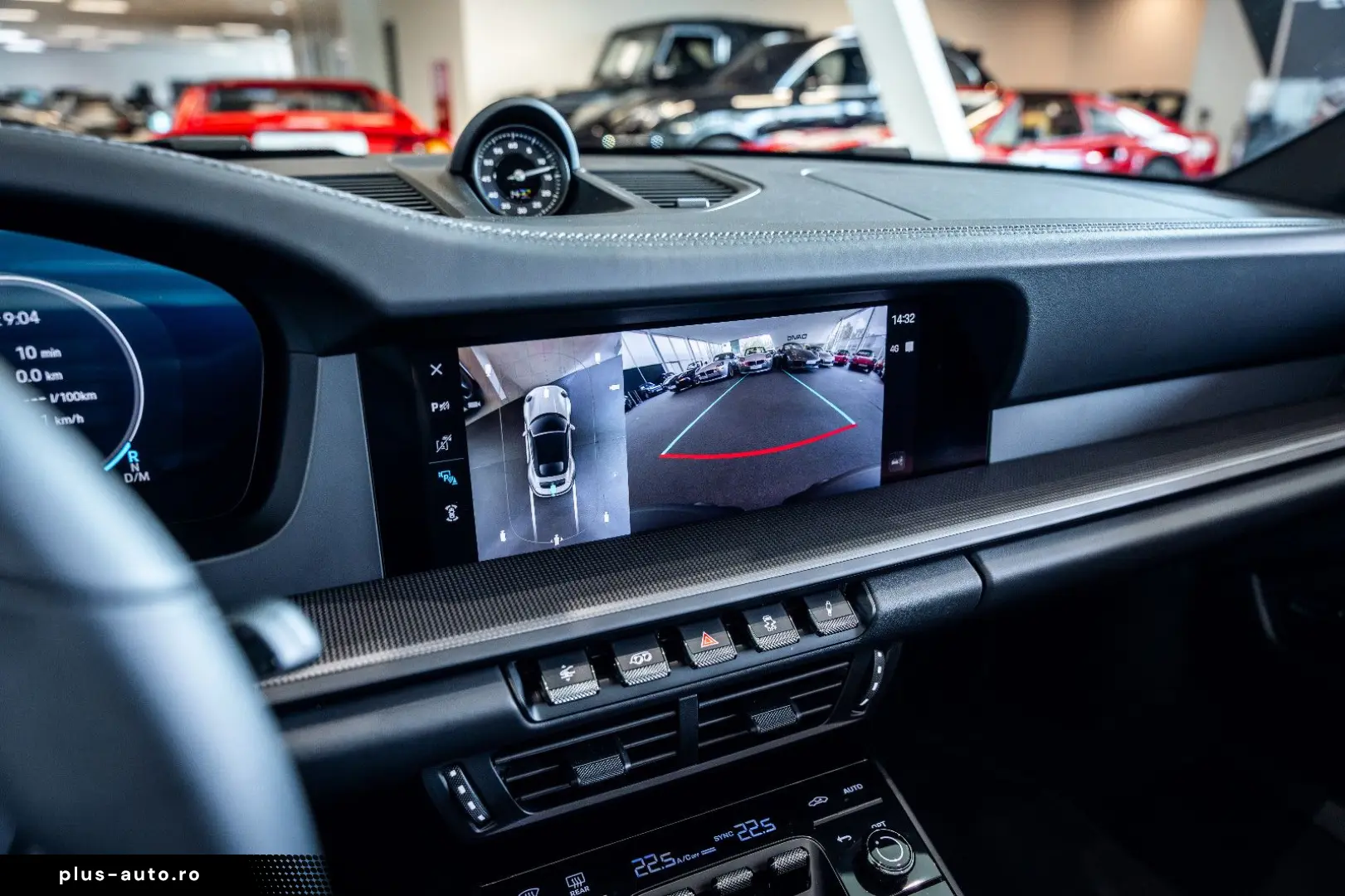 PORSCHE 911 Carrera 4 GTS Cabriolet VAT Lift Bose