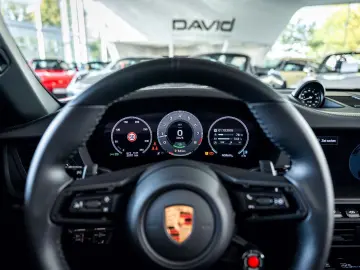 PORSCHE 911 Carrera 4 GTS Cabriolet VAT Lift Bose