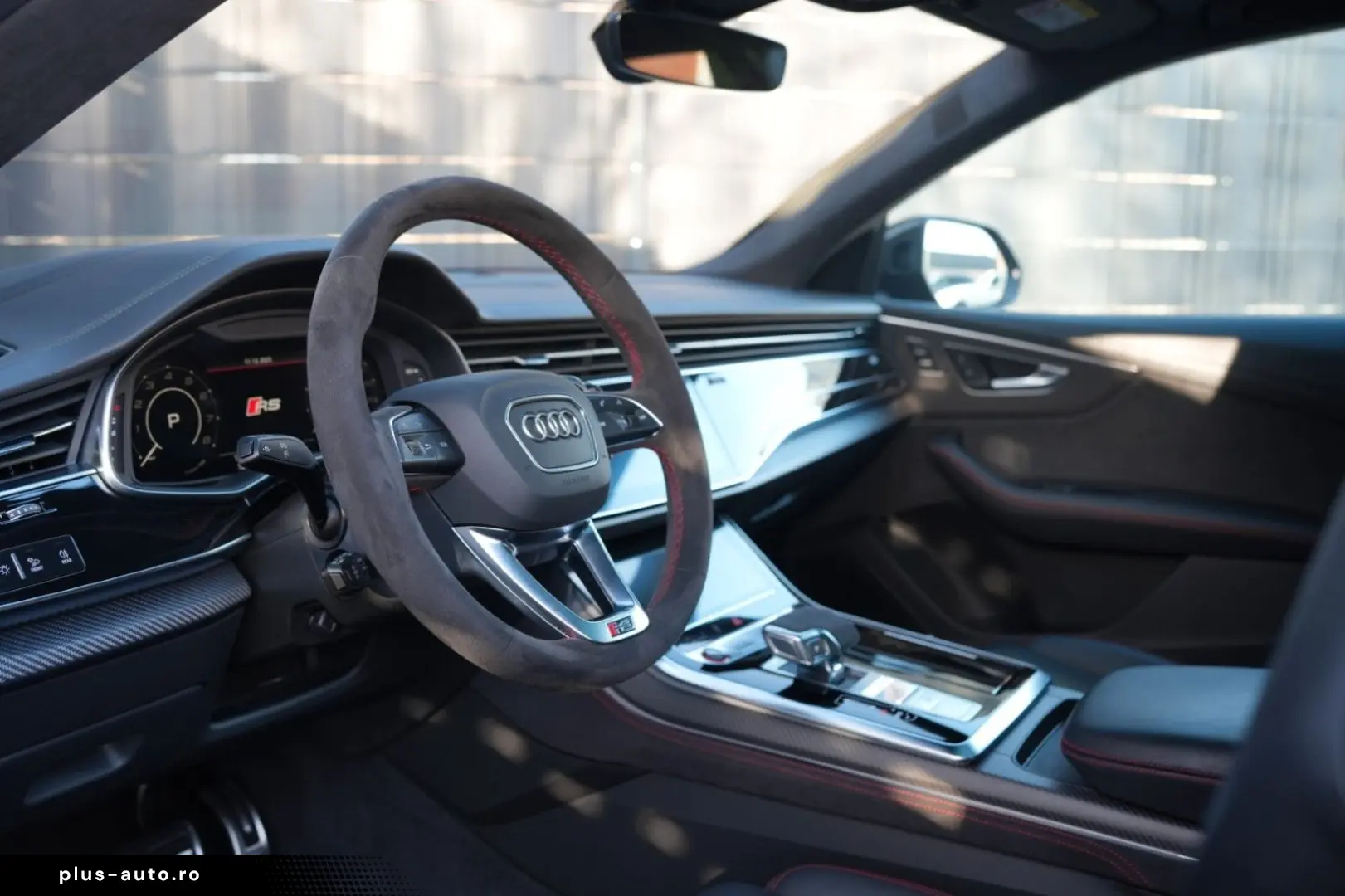 AUDI RS Q8 4.0 TFSI quattro CARBON EXCLUSIVE NIGHTVIS