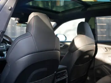 AUDI RS Q8 4.0 TFSI quattro CARBON EXCLUSIVE NIGHTVIS