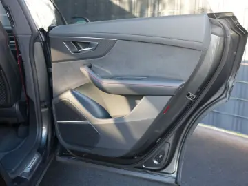 AUDI RS Q8 4.0 TFSI quattro CARBON EXCLUSIVE NIGHTVIS