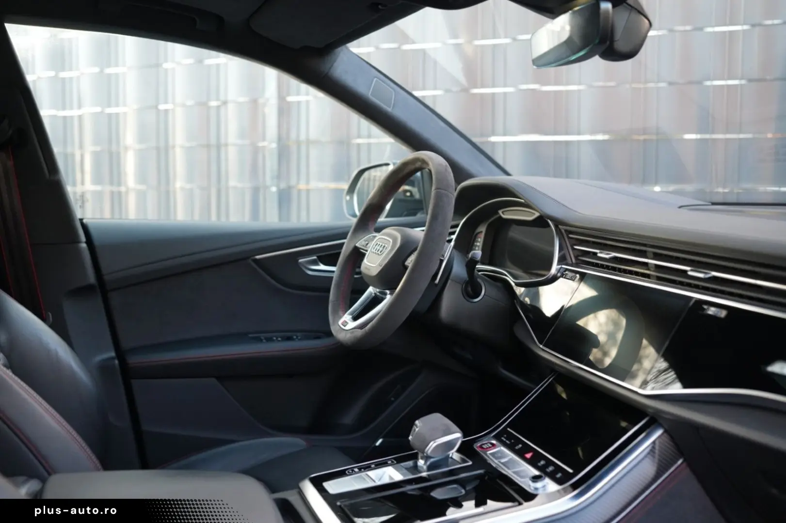 AUDI RS Q8 4.0 TFSI quattro CARBON EXCLUSIVE NIGHTVIS