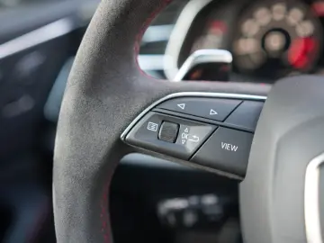 AUDI RS Q8 4.0 TFSI quattro CARBON EXCLUSIVE NIGHTVIS