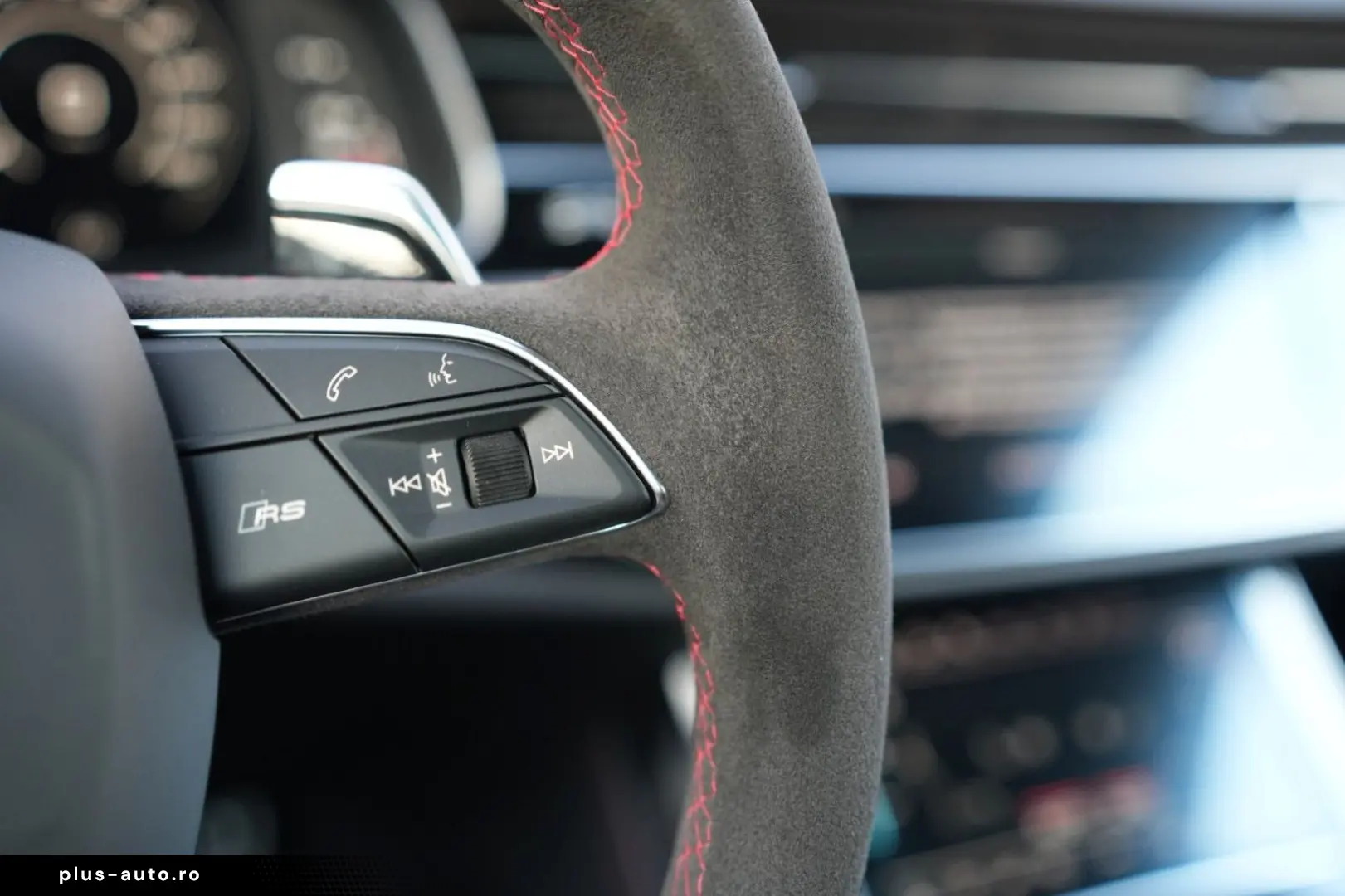 AUDI RS Q8 4.0 TFSI quattro CARBON EXCLUSIVE NIGHTVIS