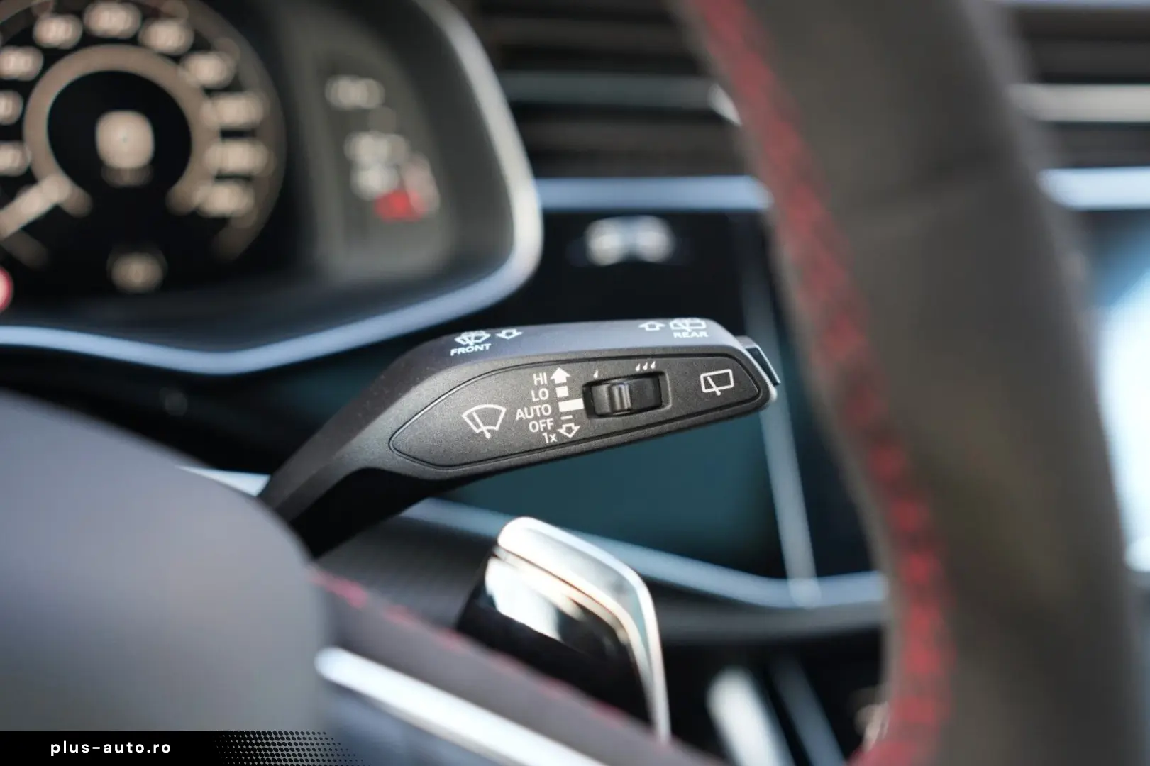 AUDI RS Q8 4.0 TFSI quattro CARBON EXCLUSIVE NIGHTVIS